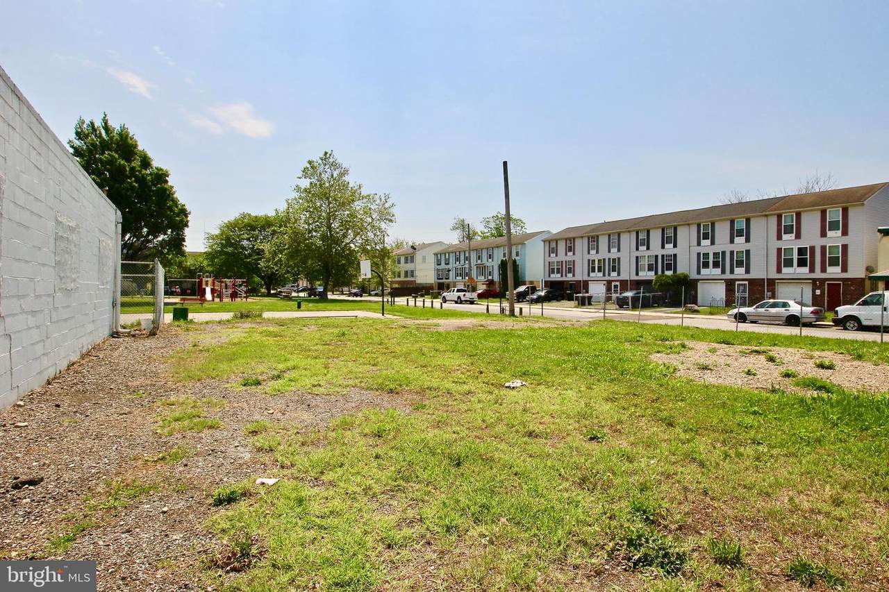 1500 Heald Street - Photo 1