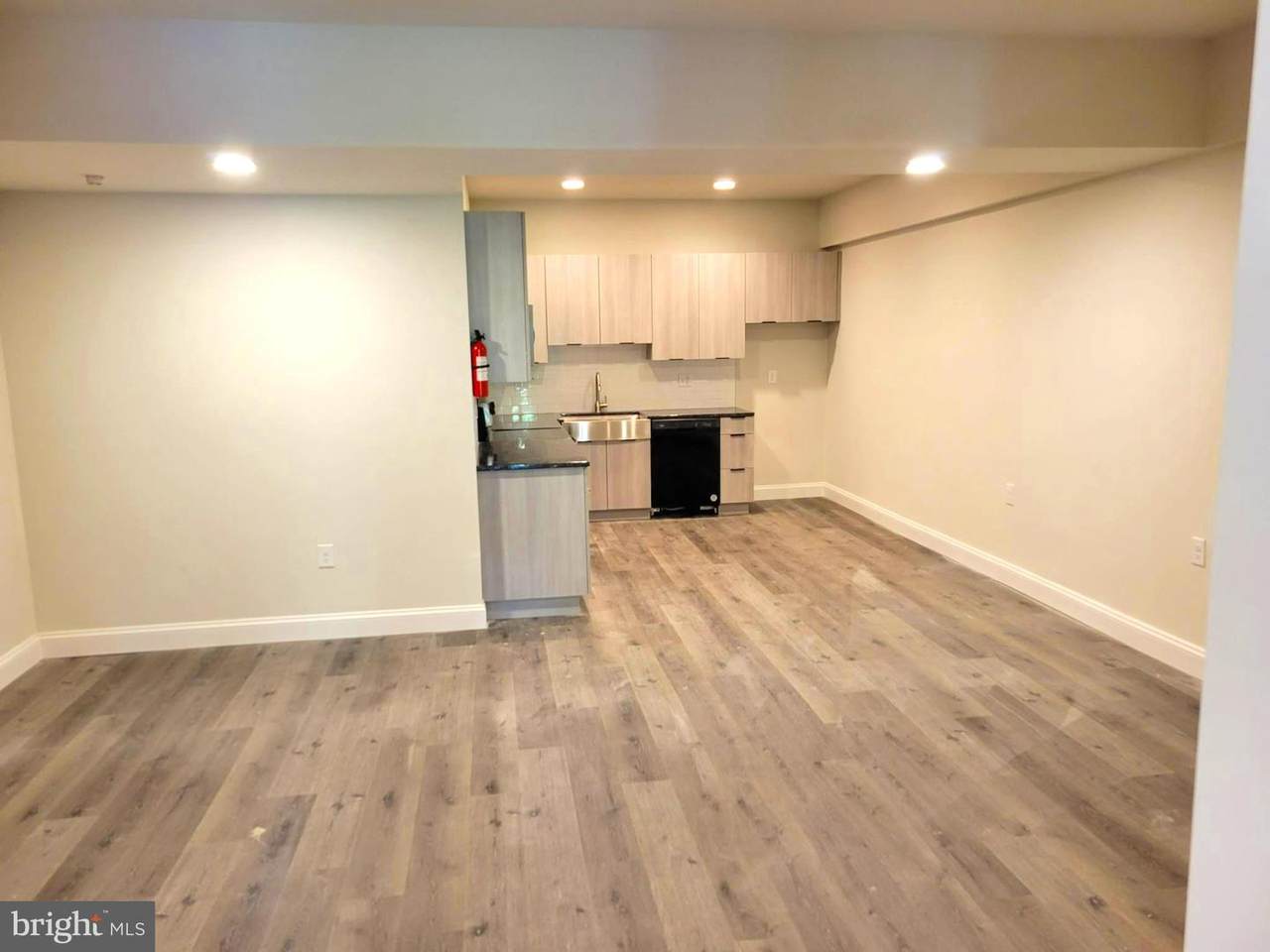 315 High St - Photo 1