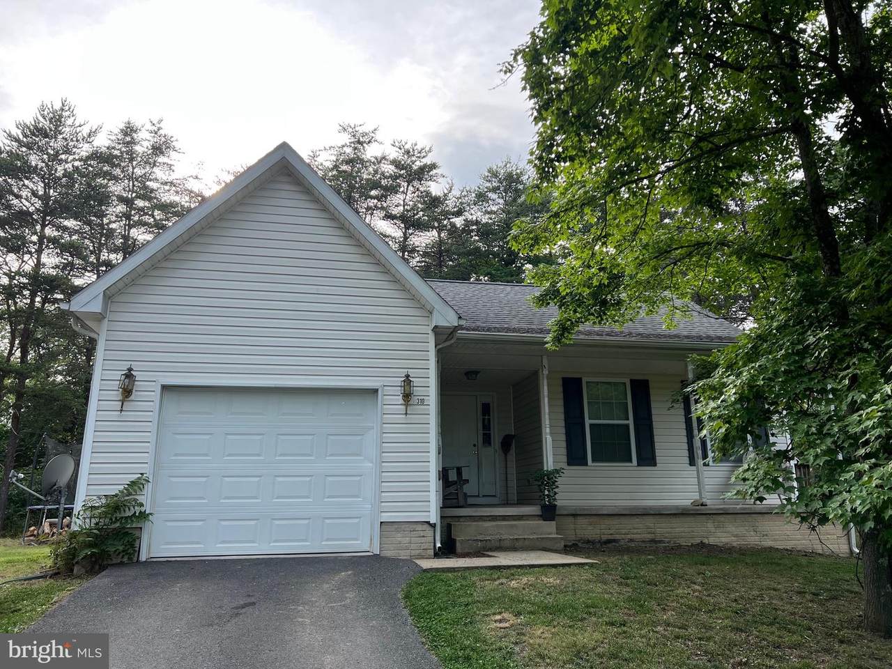 310 Tom Cobert Lane - Photo 1