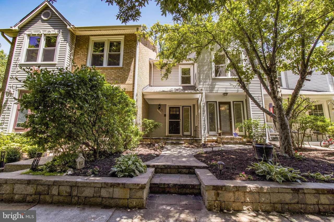 9406 Odyssey Court - Photo 1
