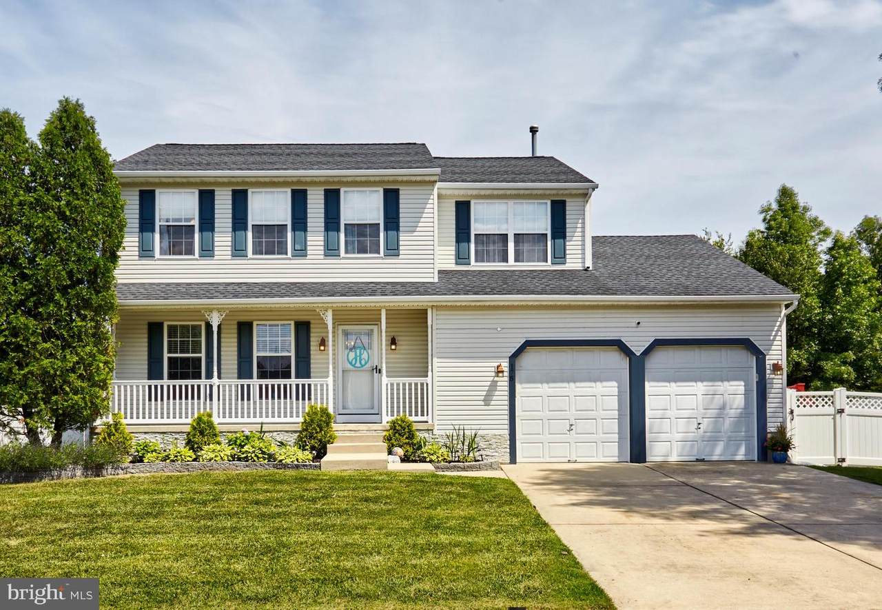 178 Deschler Boulevard - Photo 1