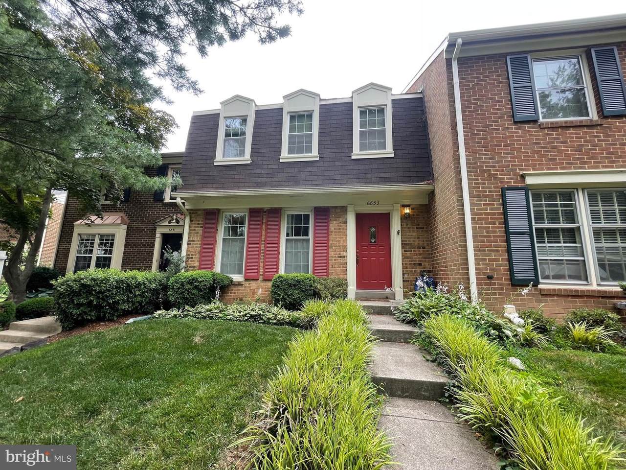 6853 Lafayette Park Drive - Photo 1