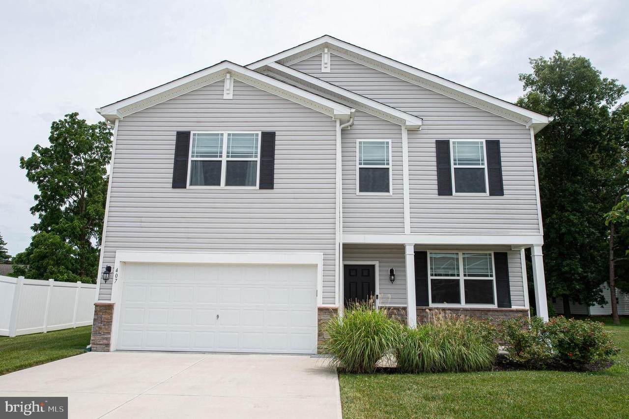 407 Twin Creeks Drive - Photo 1