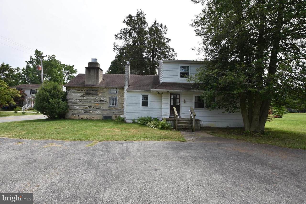 40 Van Leer Avenue - Photo 1