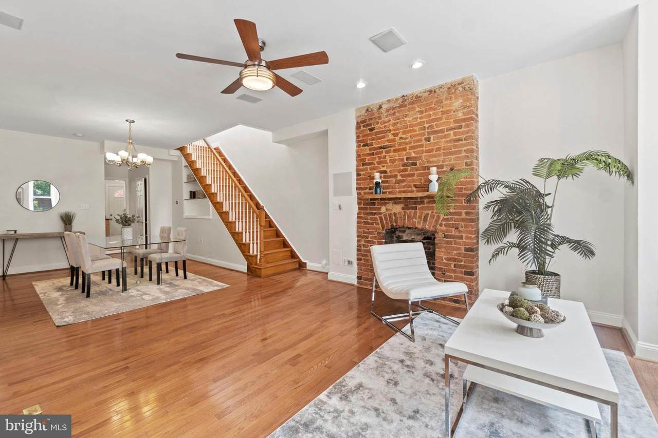 1017 Monroe Street - Photo 1