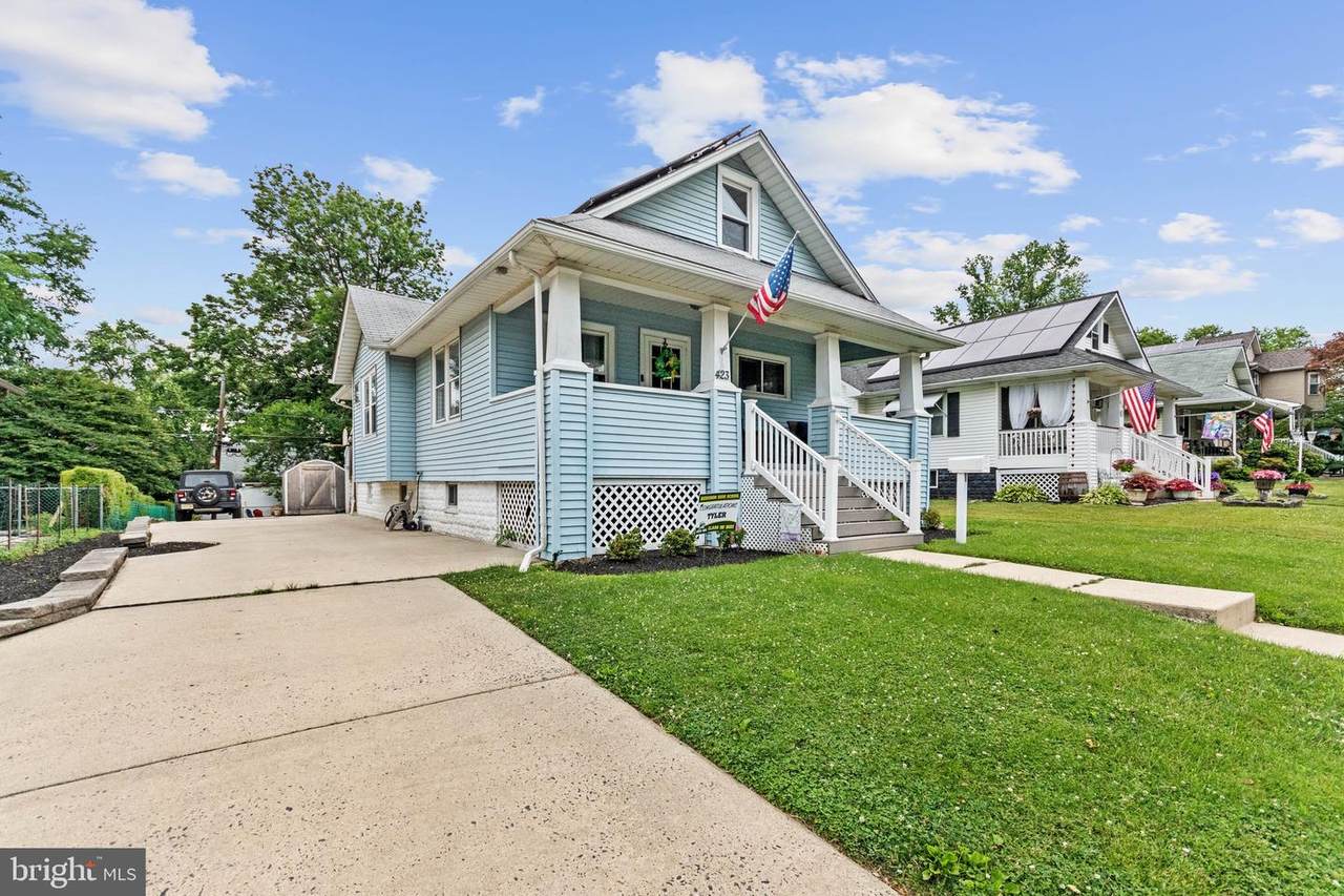 423 Washington Terrace - Photo 1