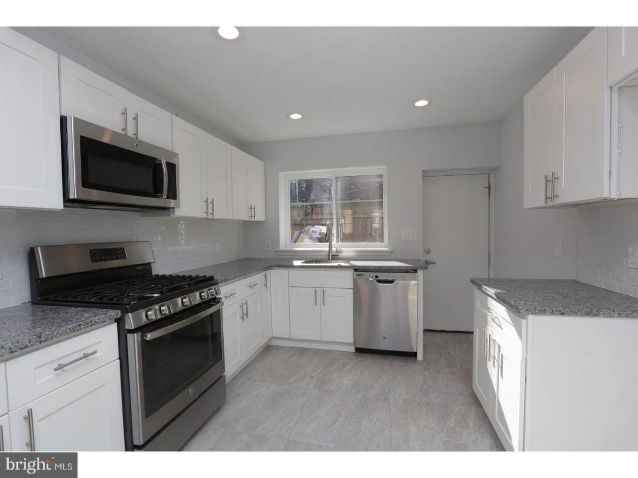1942 Sigel Street - Photo 1