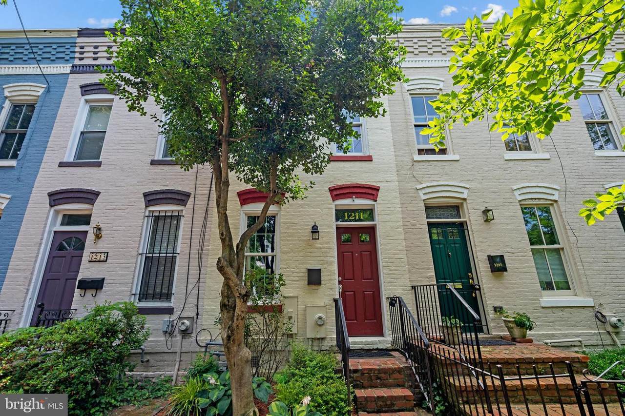 1211 C Street - Photo 1