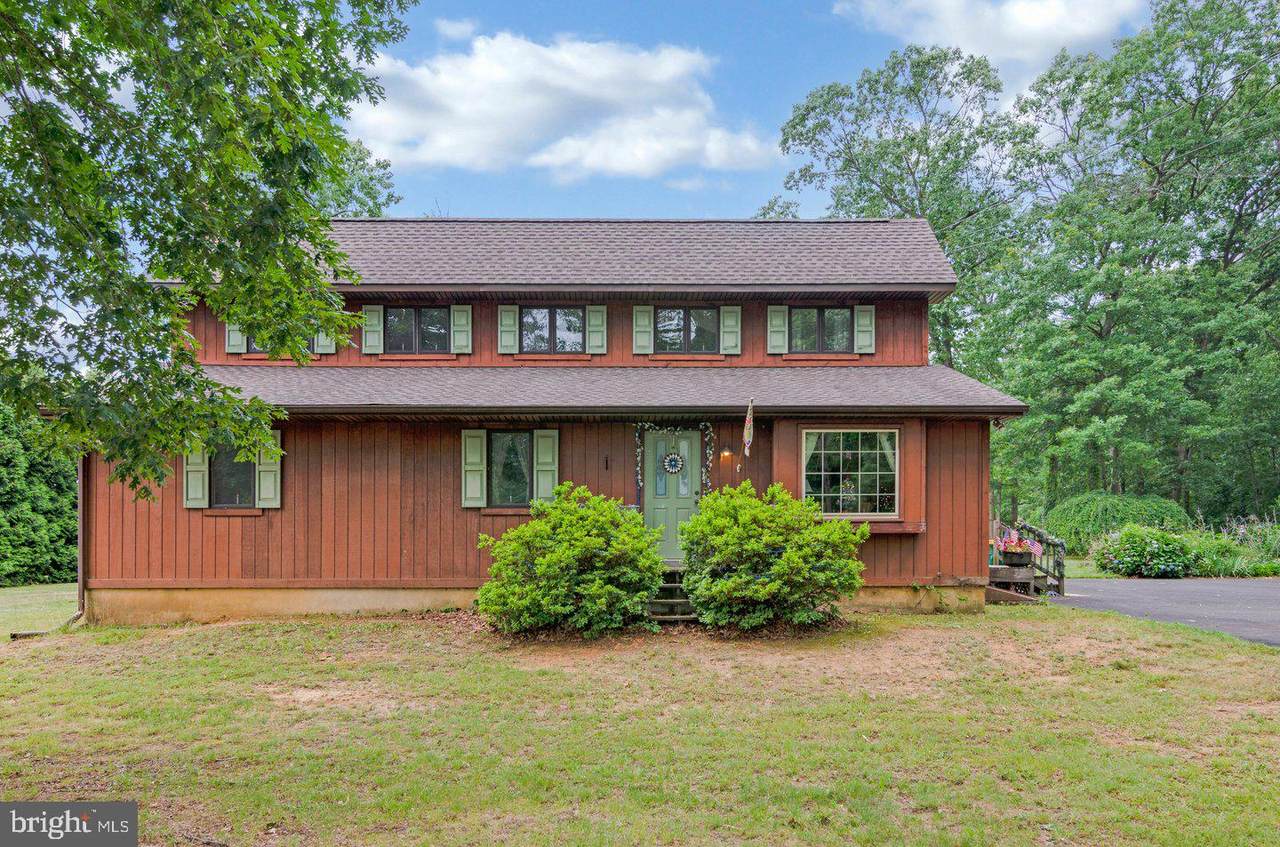 419 Crow Pond Road - Photo 1