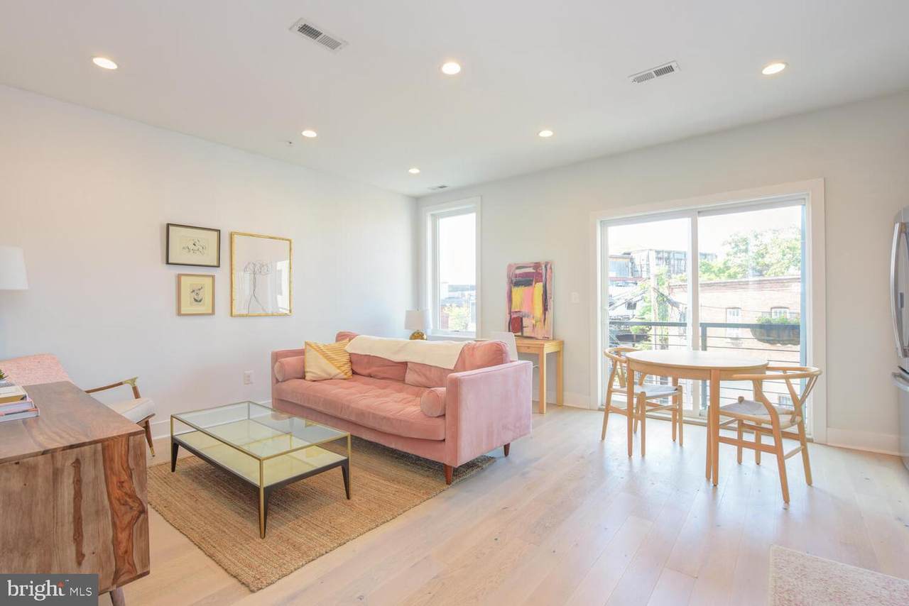 1344 Maryland Avenue - Photo 1