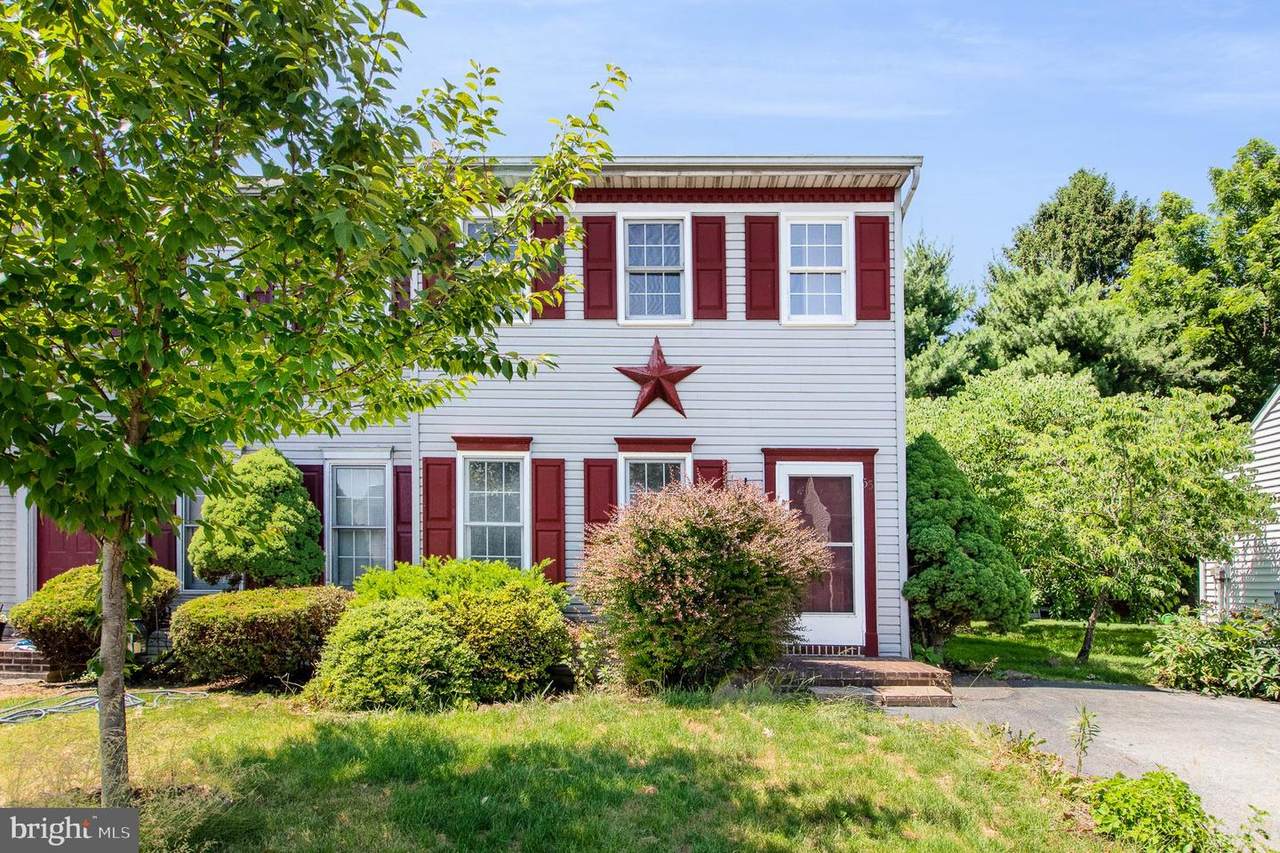 55 Kenbridge Lane - Photo 1