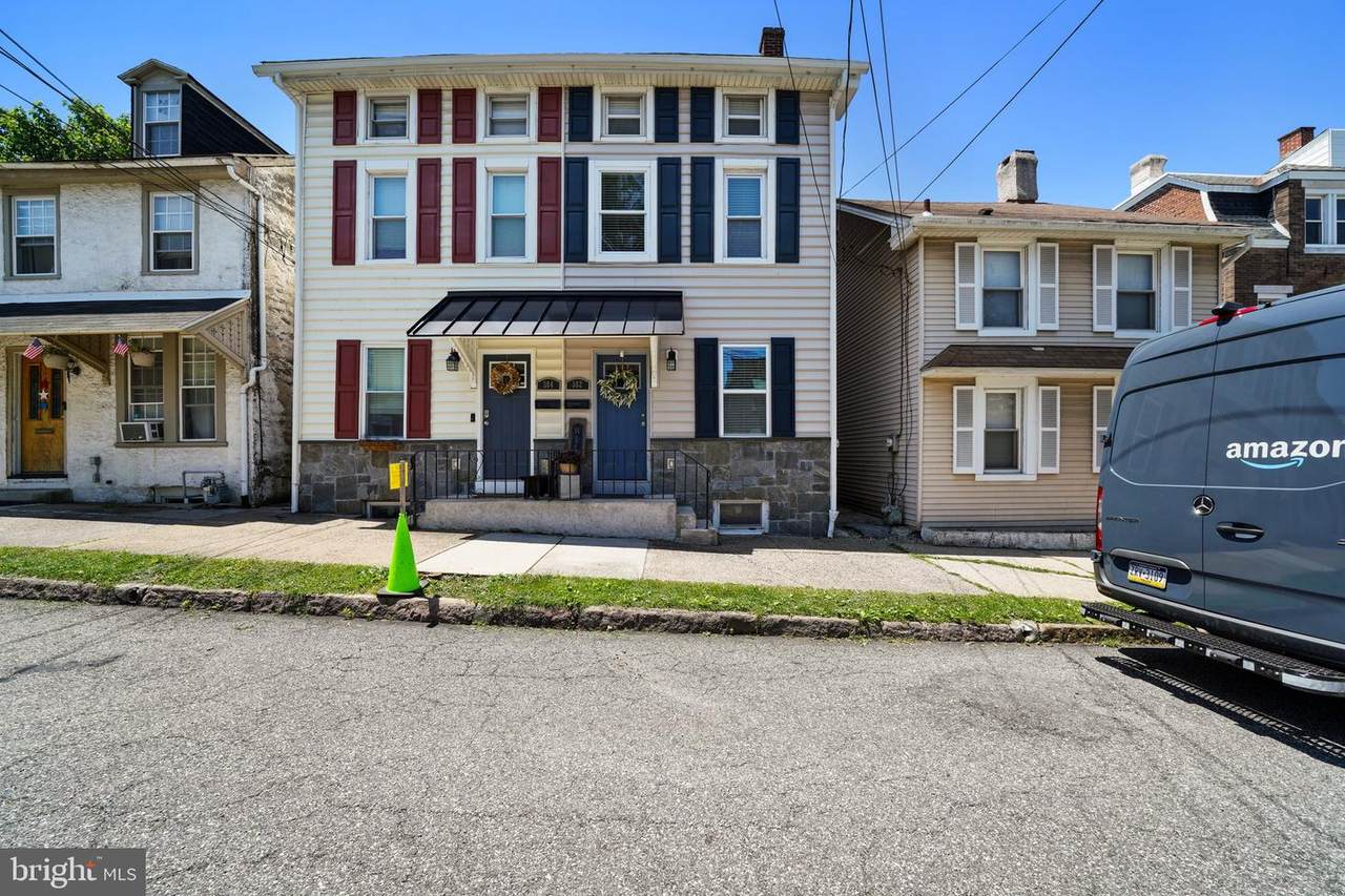 302 Buchanan Street - Photo 1