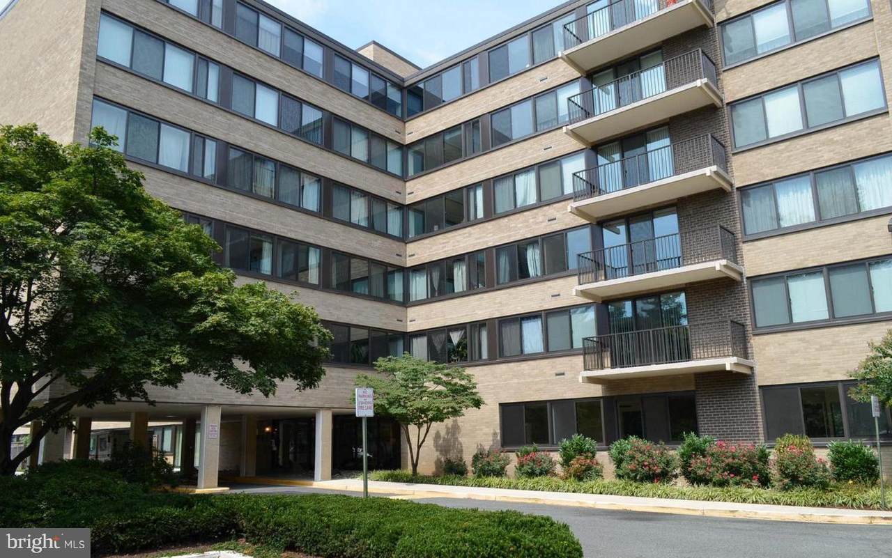 600 Roosevelt Boulevard - Photo 1