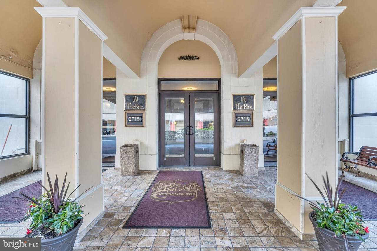 2715 Boardwalk - Photo 1