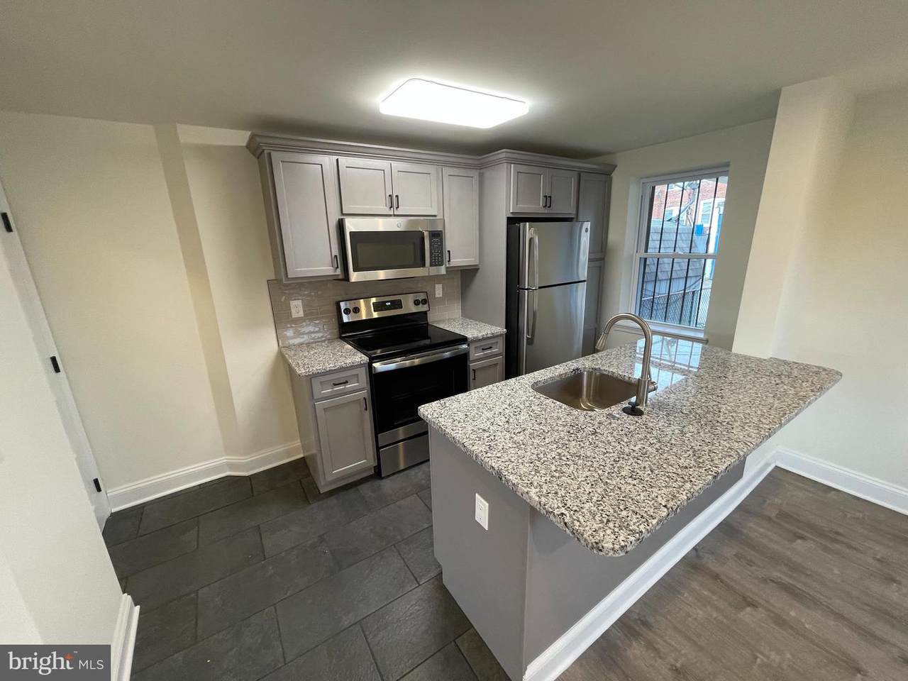 3200 Westmont Avenue - Photo 1