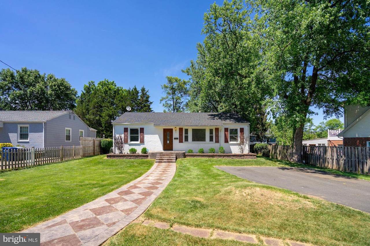 3000 Graham Court - Photo 1