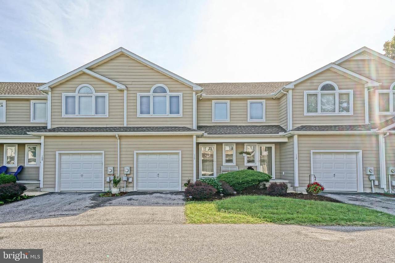 110 Heron Court - Photo 1