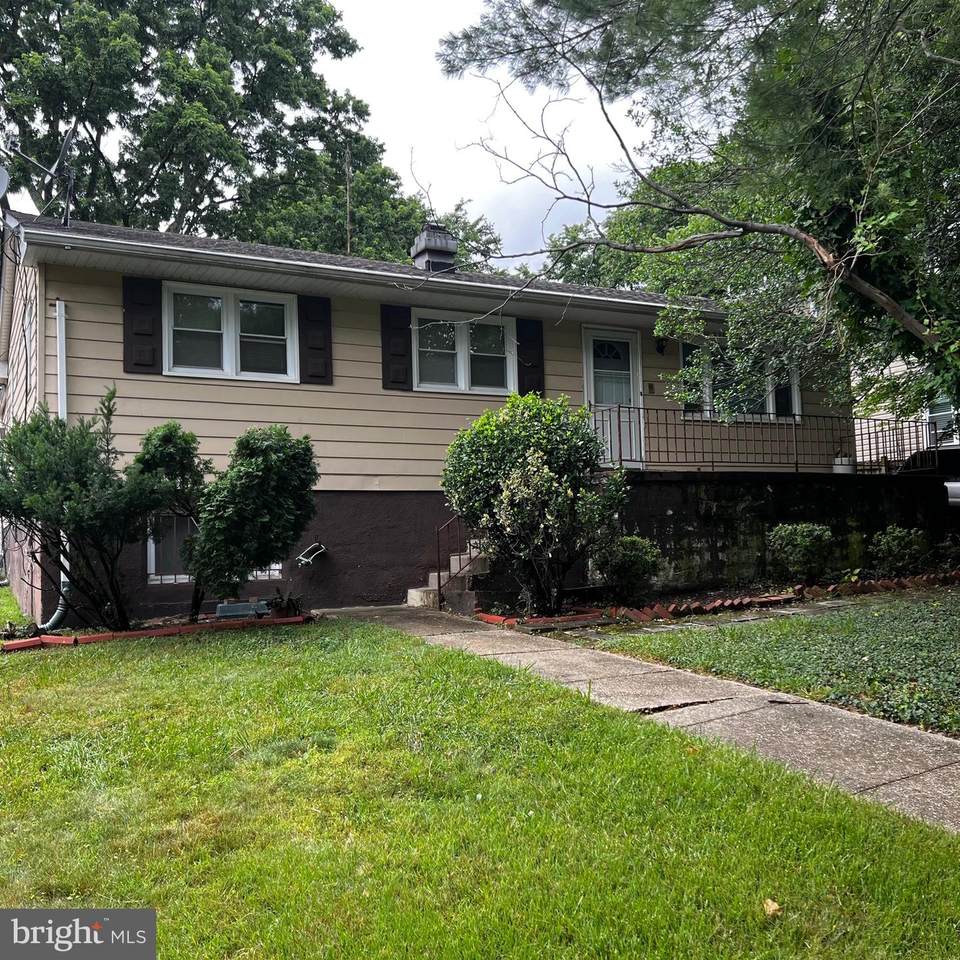2909 Parkland Drive - Photo 1