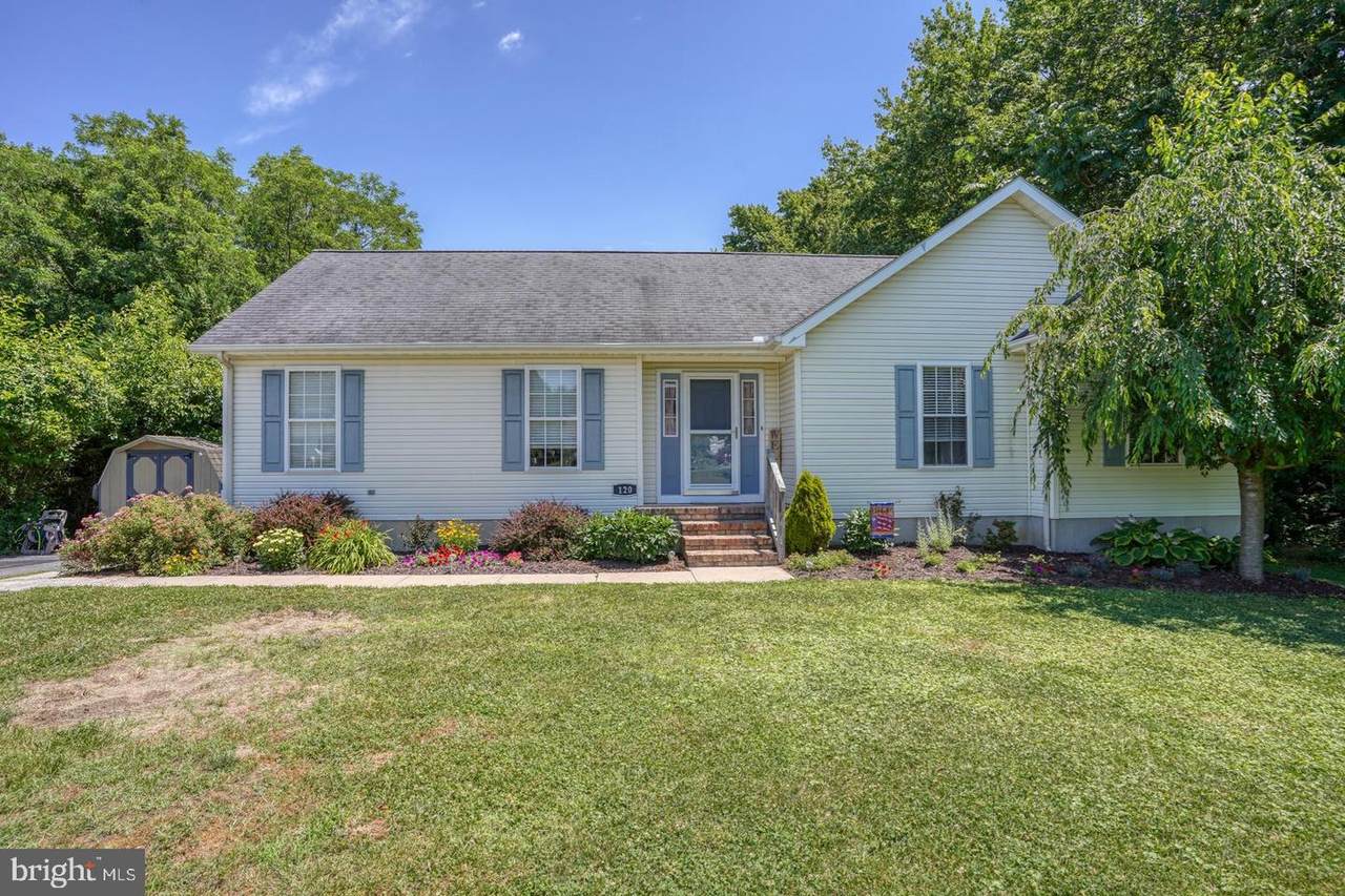 120 Canterbury Drive - Photo 1