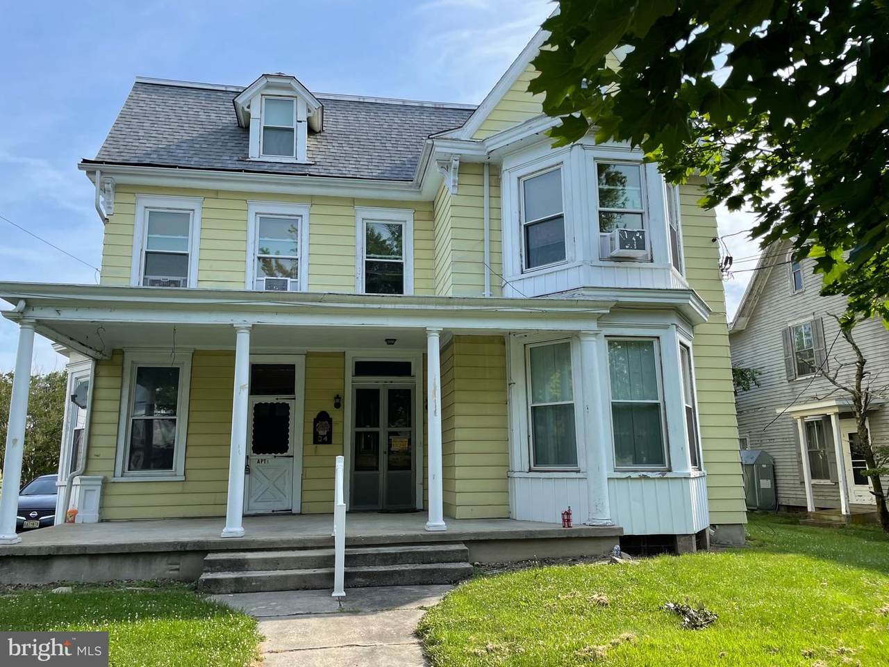 34 Elizabeth Street - Photo 1