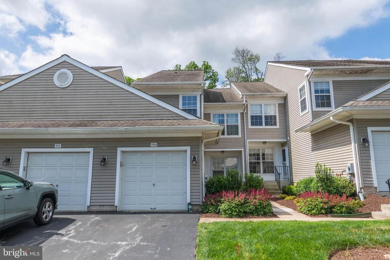 106 Huntingdon Court - Photo 1