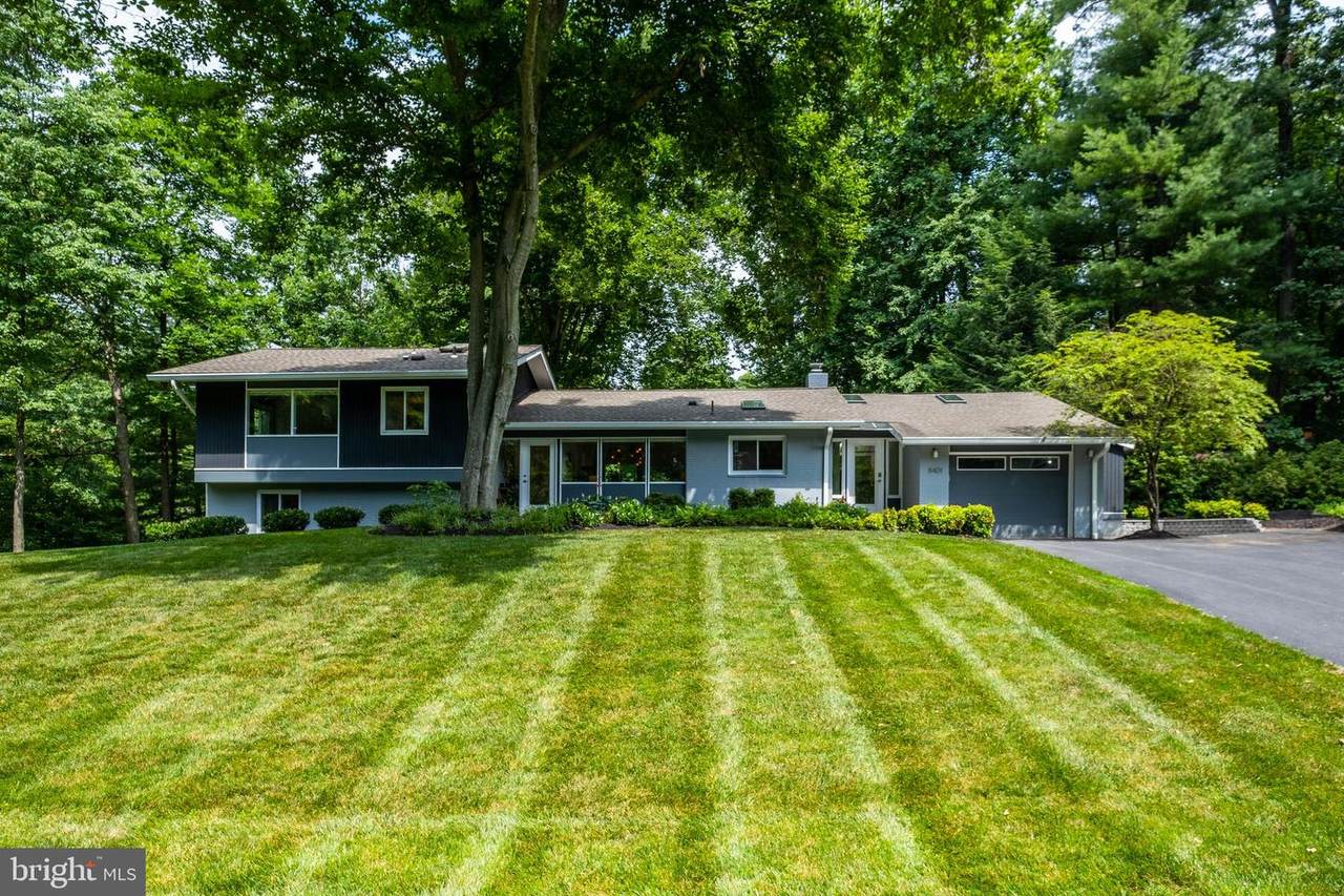 8401 Peck Place - Photo 1
