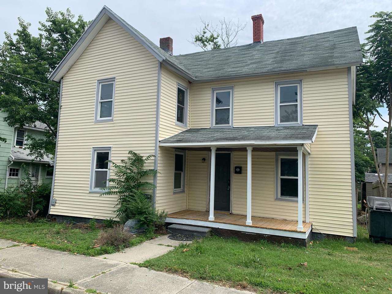 329 Barclay Street - Photo 1