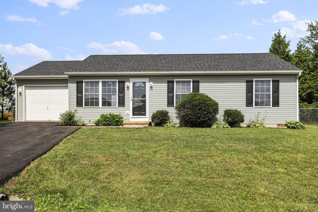 147 Robelei Drive - Photo 1