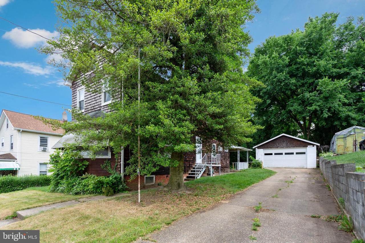 2855 Maudlin Avenue - Photo 1