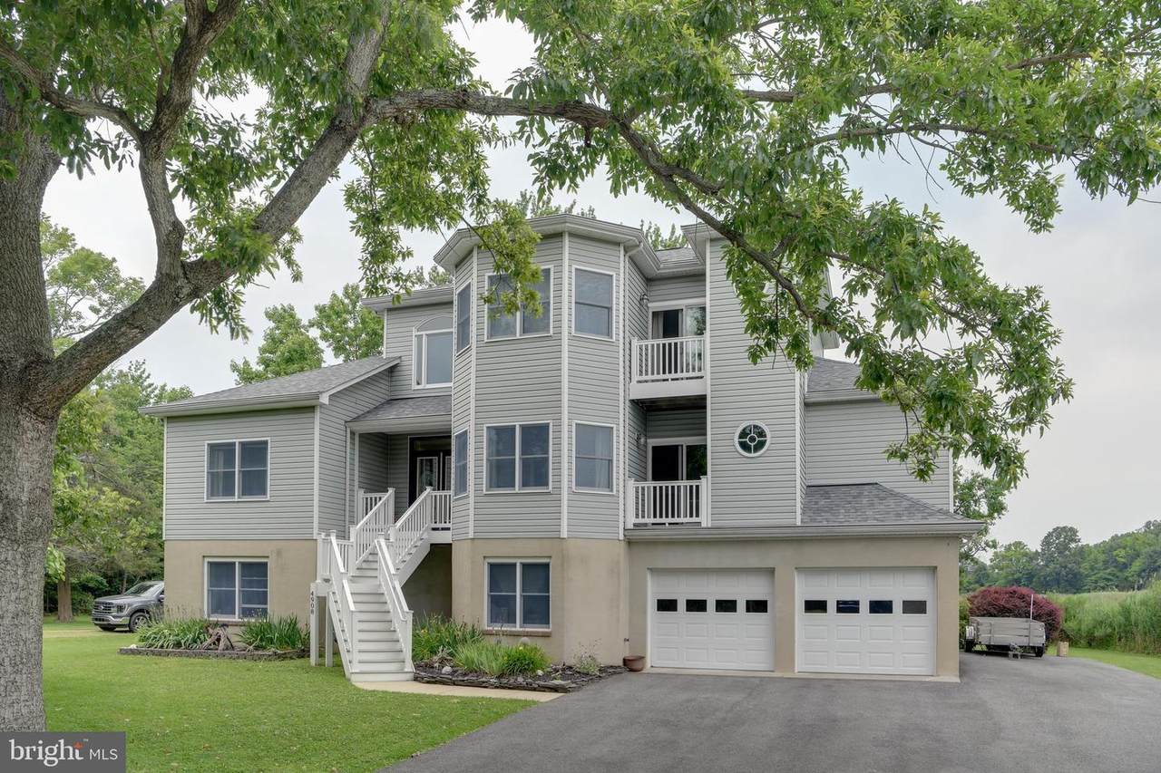 4908 Goose Creek Road - Photo 1