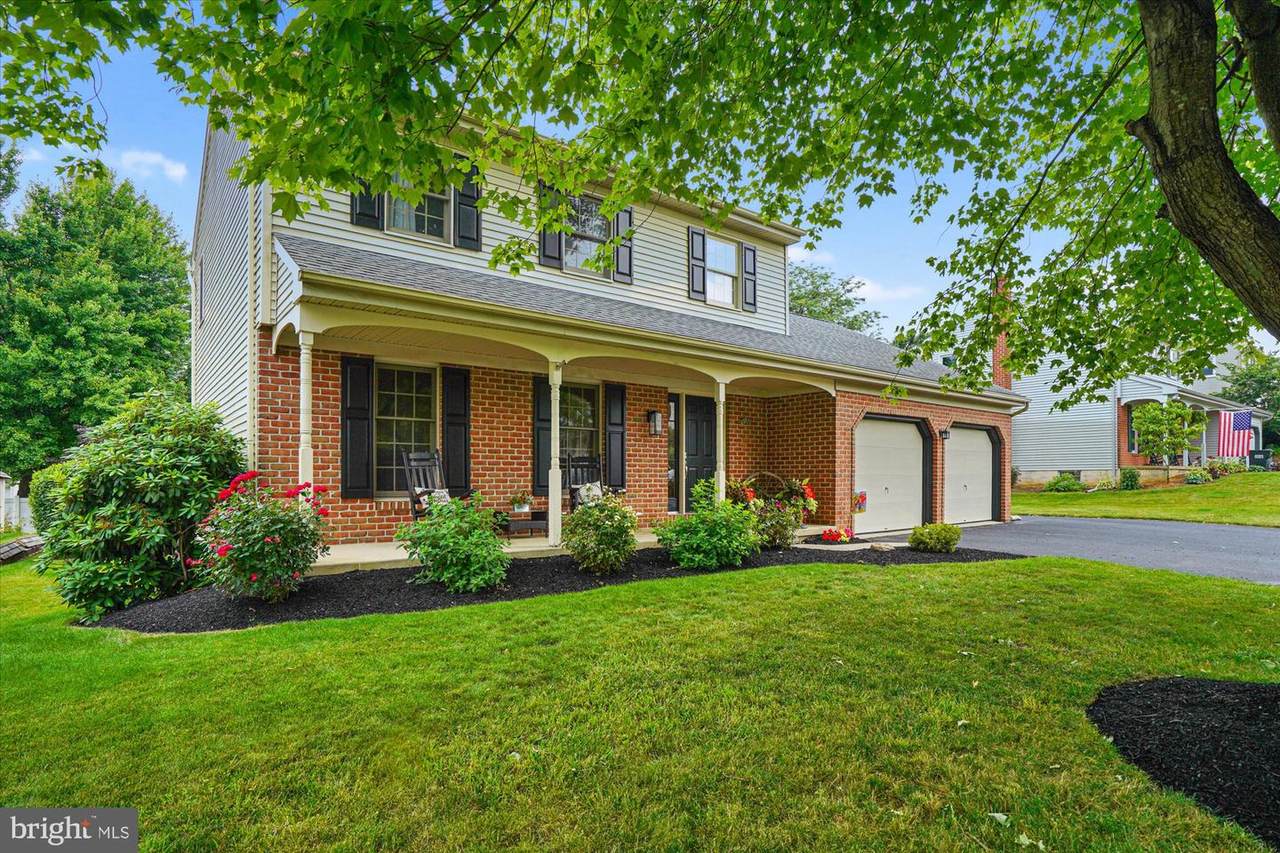 61 Brookfield Drive - Photo 1