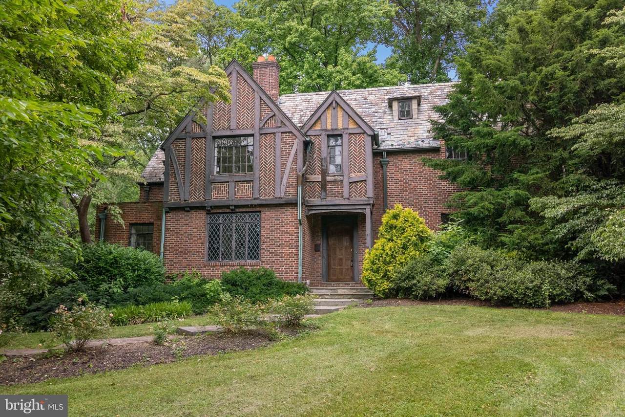 27 Hinchman Avenue - Photo 1