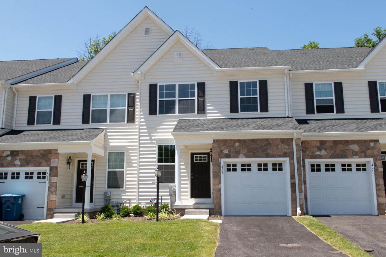 423 Sweet Bay Lane - Photo 1