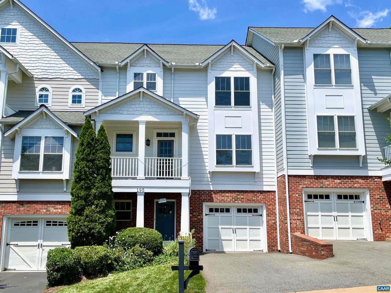 195 Brookwood Dr - Photo 1