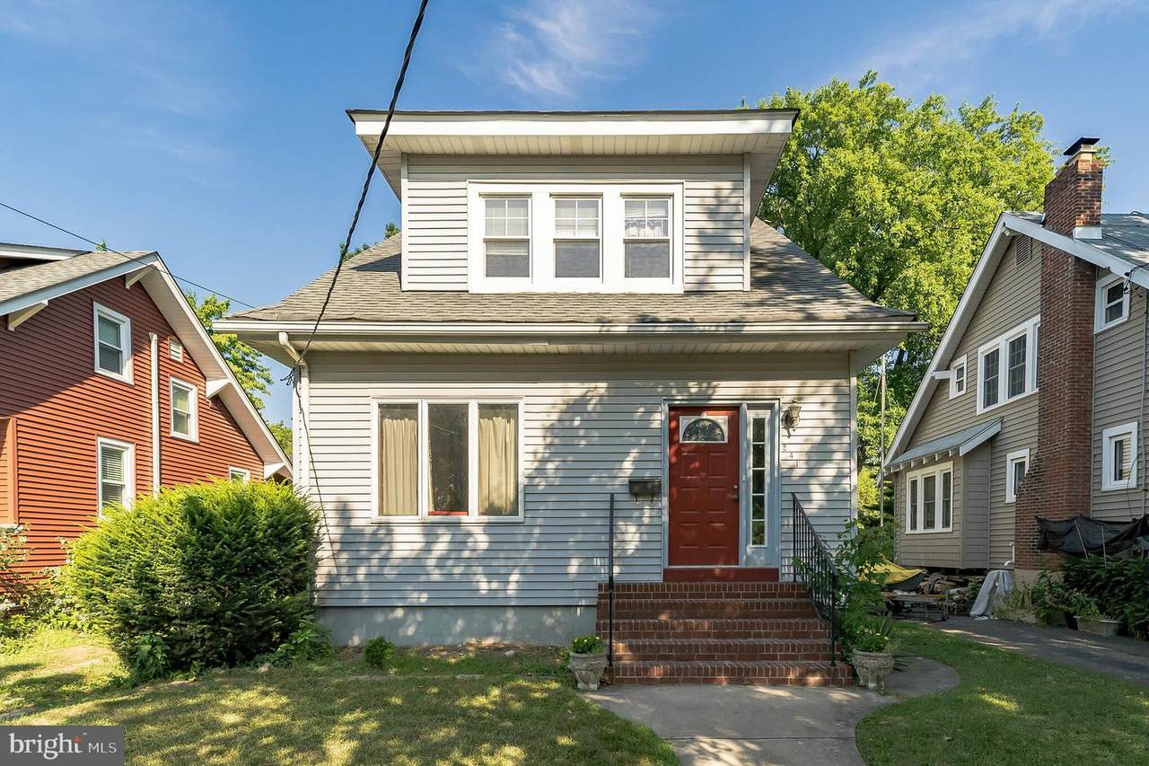 241 Madison Avenue - Photo 1