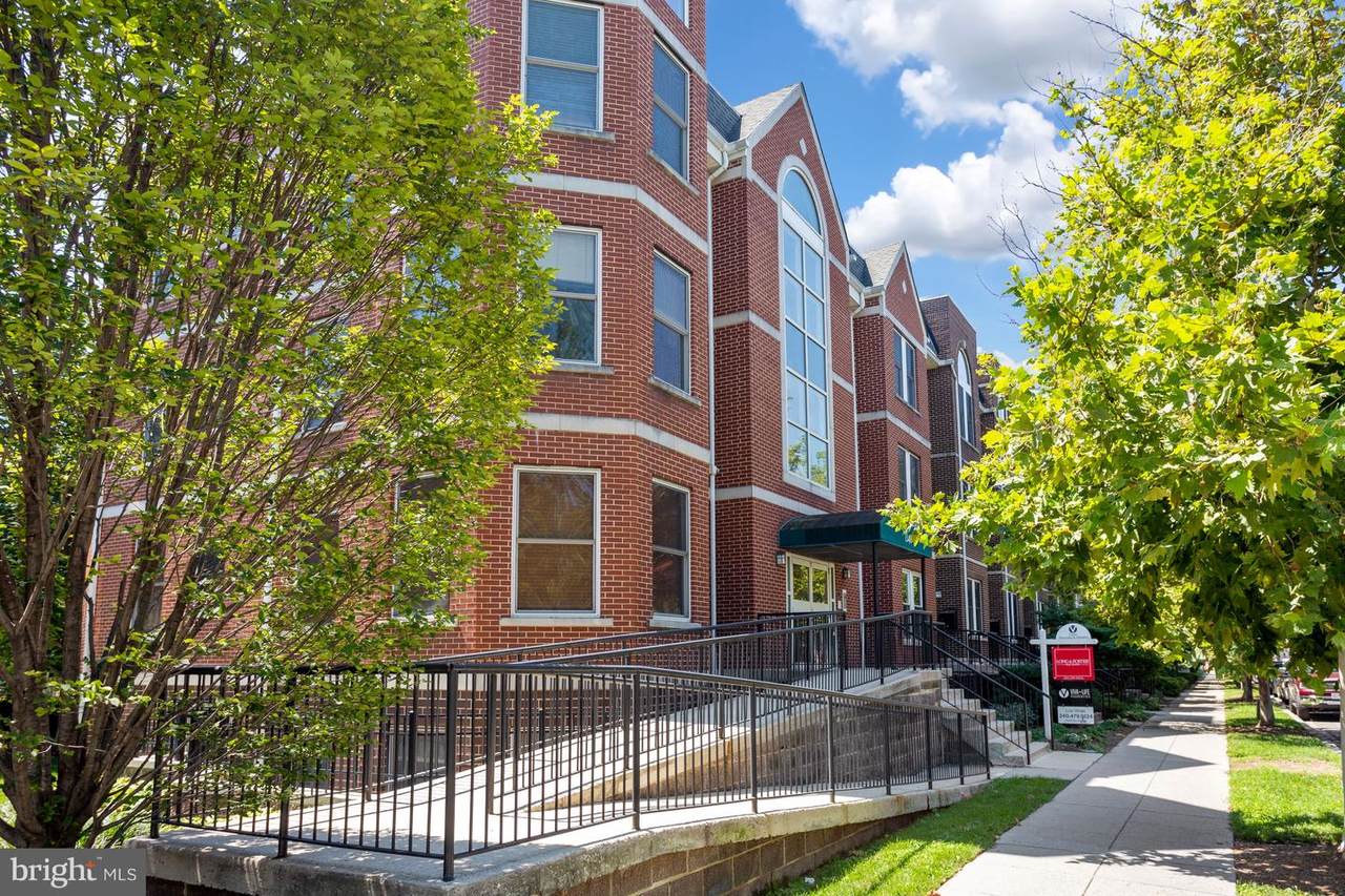 1340 Monroe Street - Photo 1