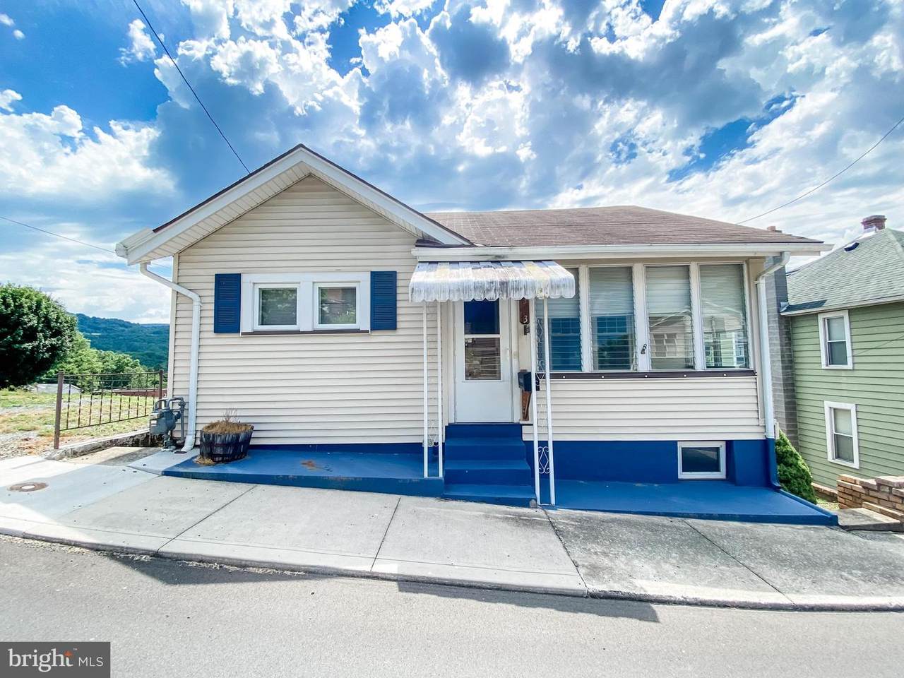313 Spruce Street - Photo 1