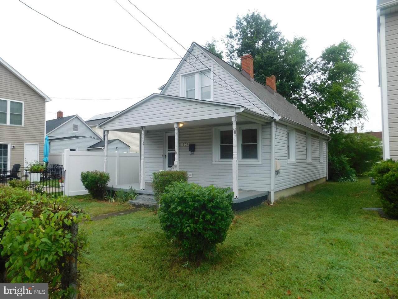 1304 Railroad Avenue - Photo 1