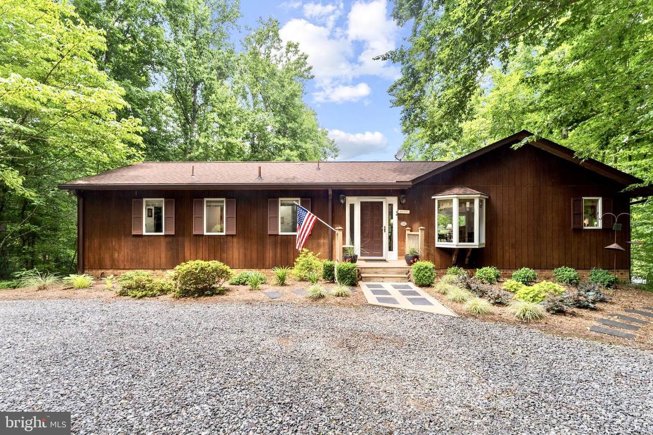 370 Creek View Lane - Photo 1
