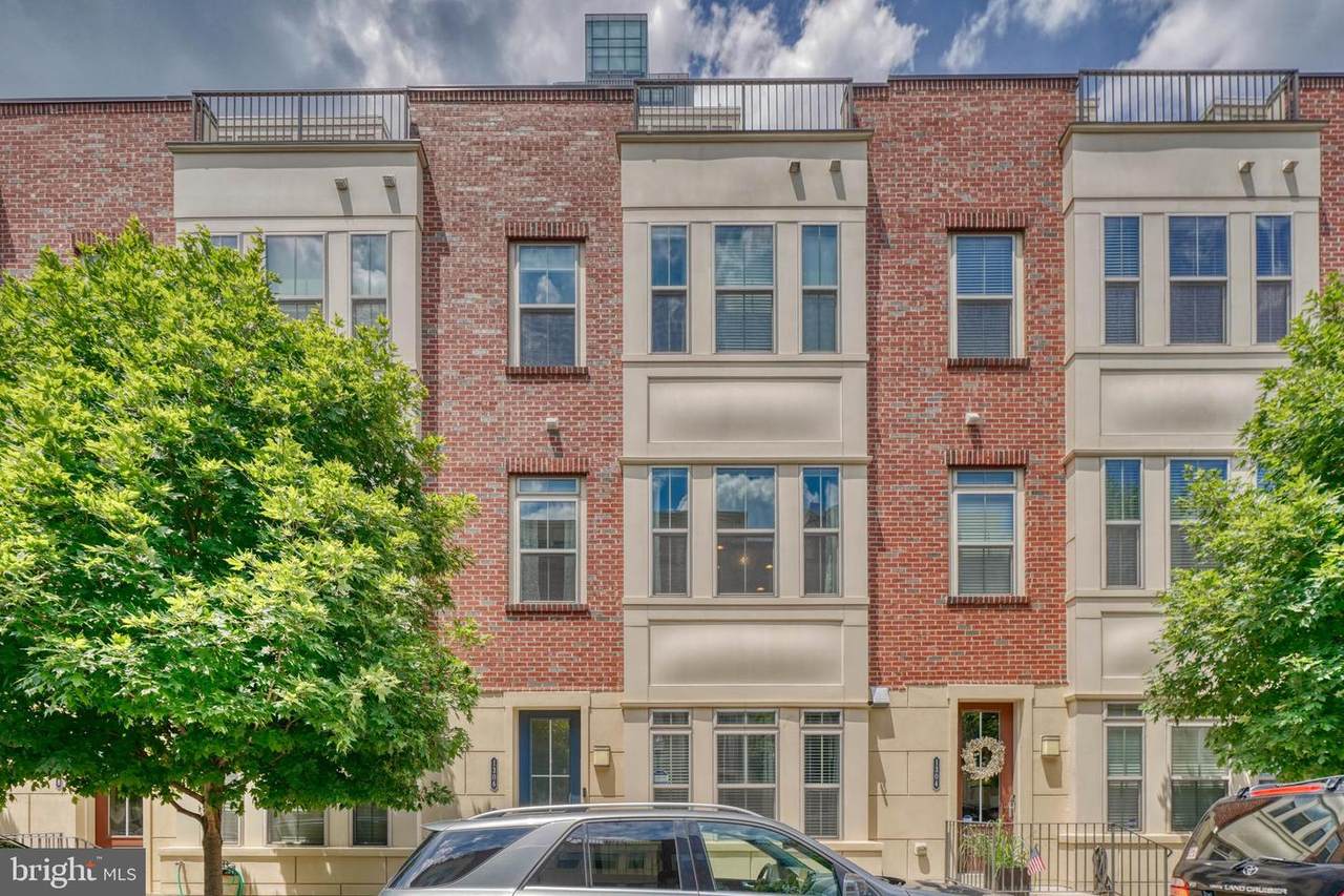 1306 Benjamin Street - Photo 1