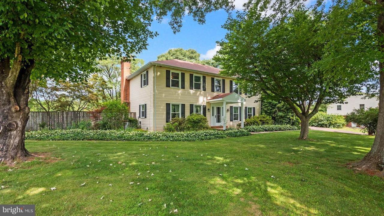 9864 Millers Court - Photo 1
