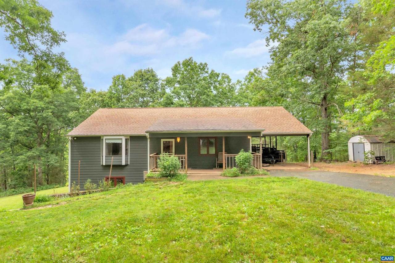 2762 Gelletly Rd - Photo 1