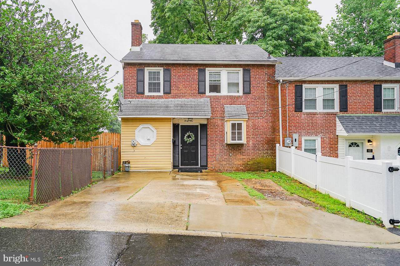 45 Pennewell Drive - Photo 1