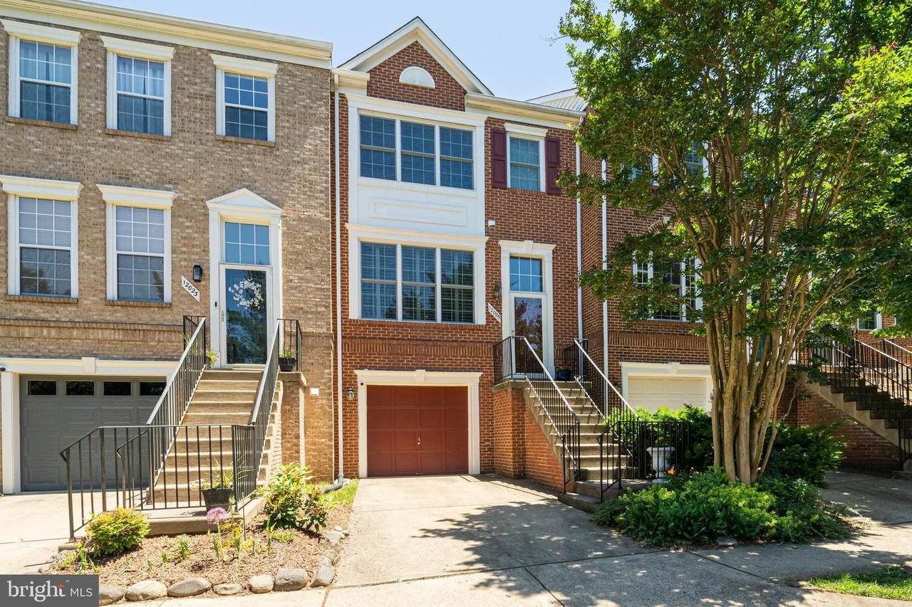 12025 Edgemere Circle - Photo 1