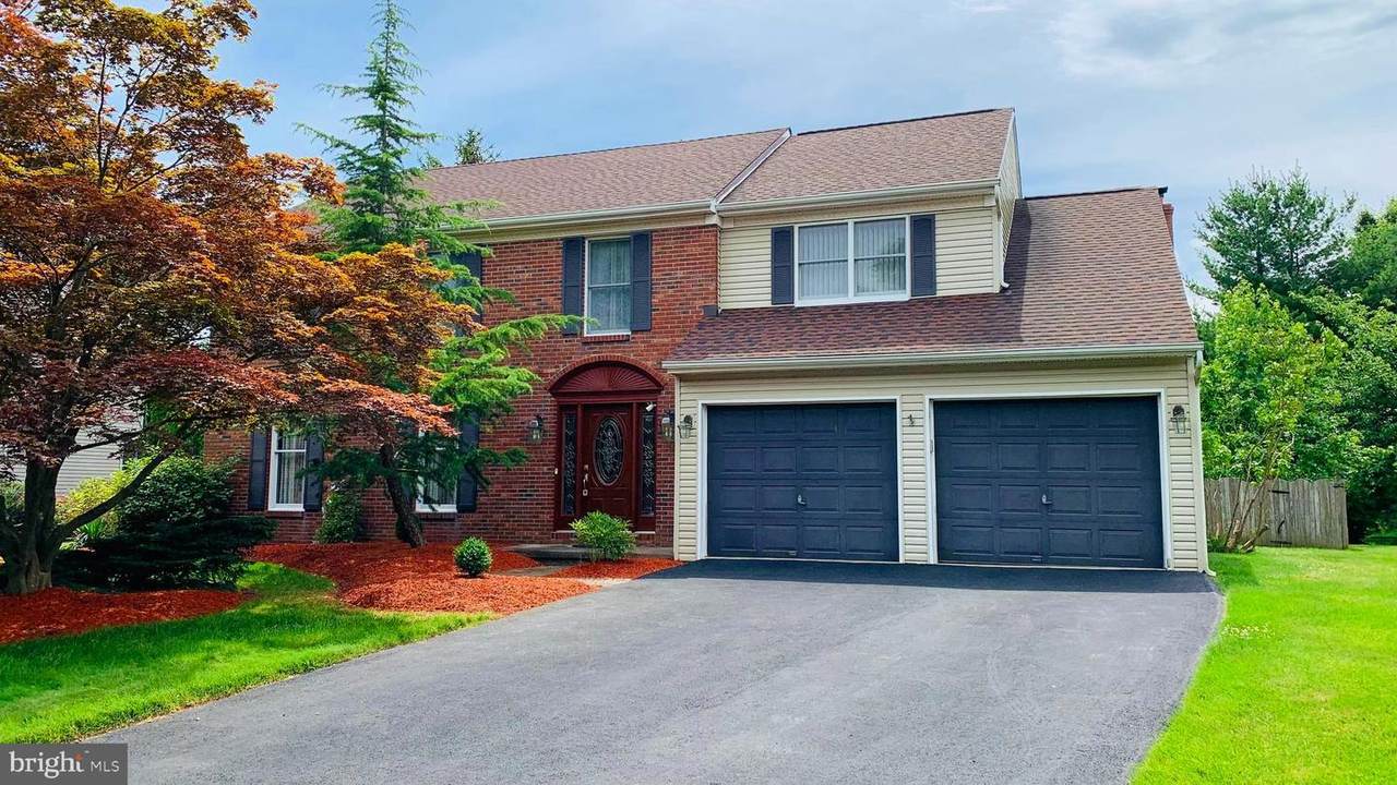 206 Saxony Drive - Photo 1