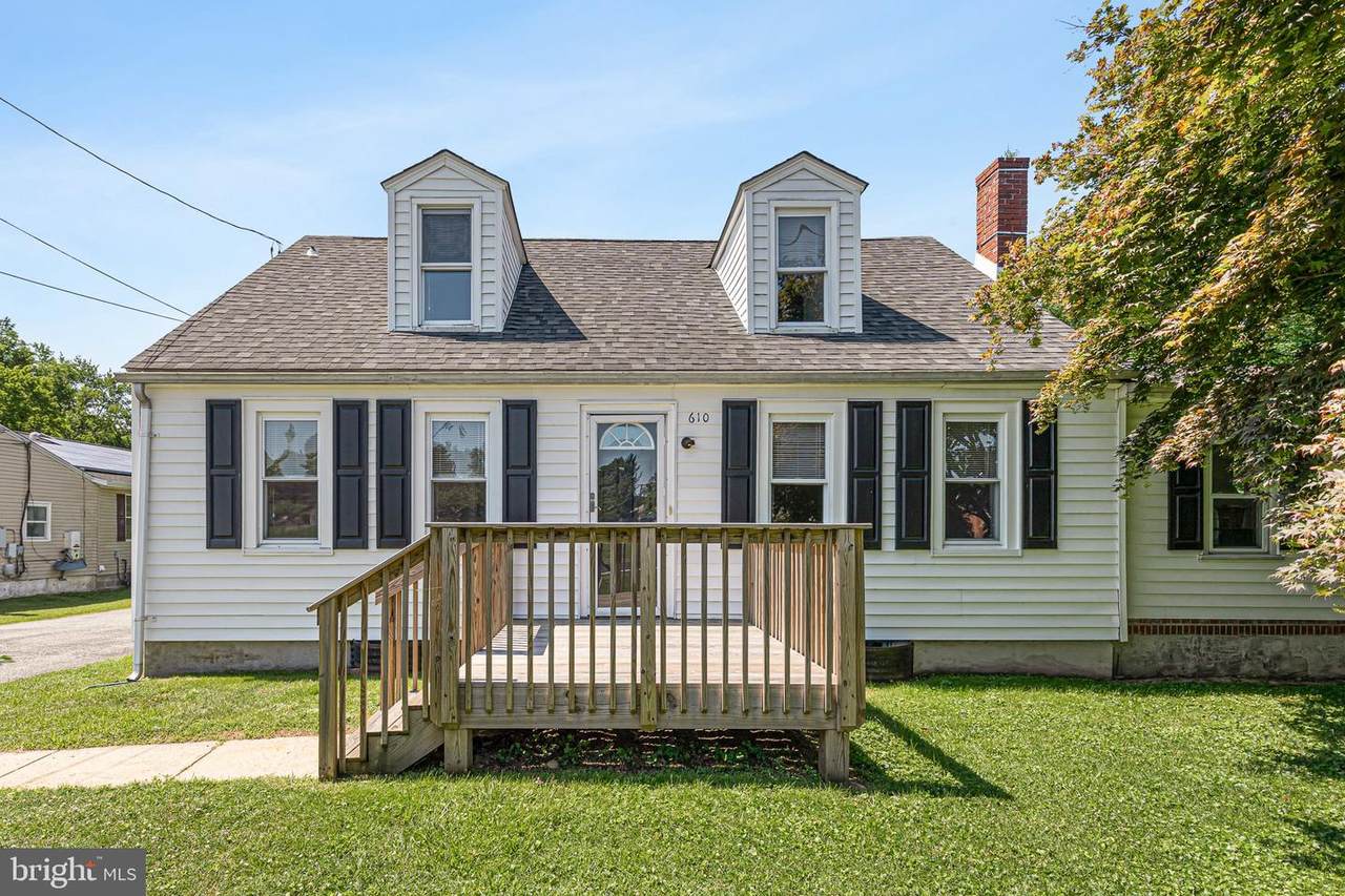 610 Delaware Avenue - Photo 1