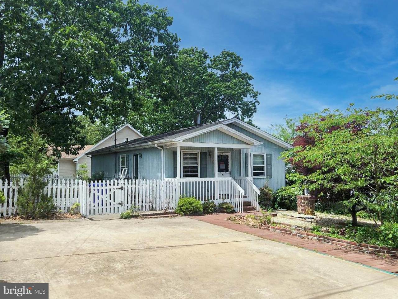 528 Magnolia Avenue - Photo 1