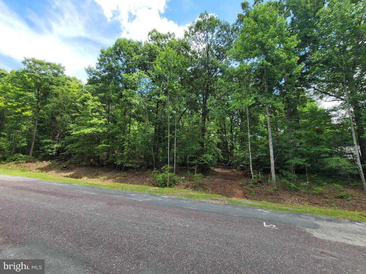 5210 Wyndemere Circle - Photo 1