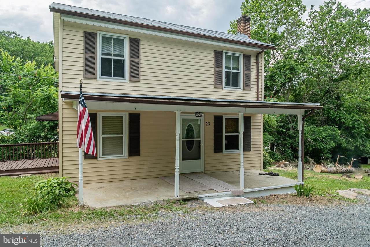 23 Wagon Lane - Photo 1