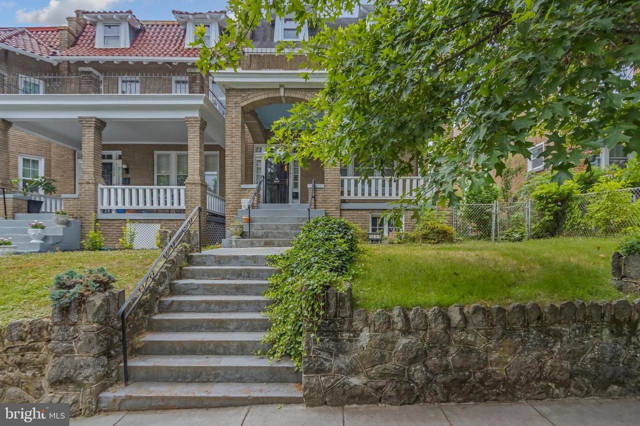 1526 Varnum Street - Photo 1